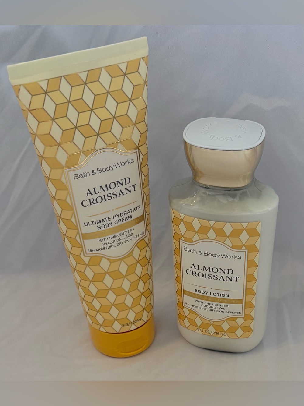 BATH & BODY WORKS - ALMOND CROISSANT - 8 OZ. BODY LOTION & BODY CREAM DUO NEW